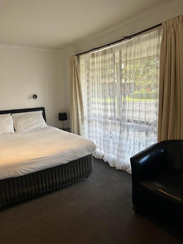 Best Western Colonial Village Motel Warrnambool Habitación foto